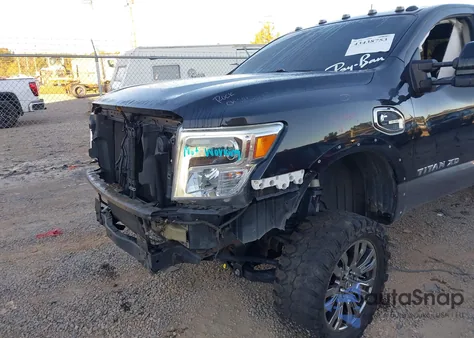 2018 Nissan Titan Xd Platinum Reserve Diesel z USA, uszkodzony, nr VIN 1N6BA1F49JN537568